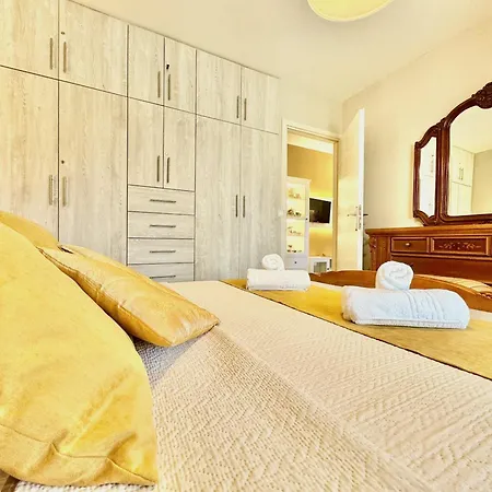 Miranda Corfu With Private Pool By Dadovillas